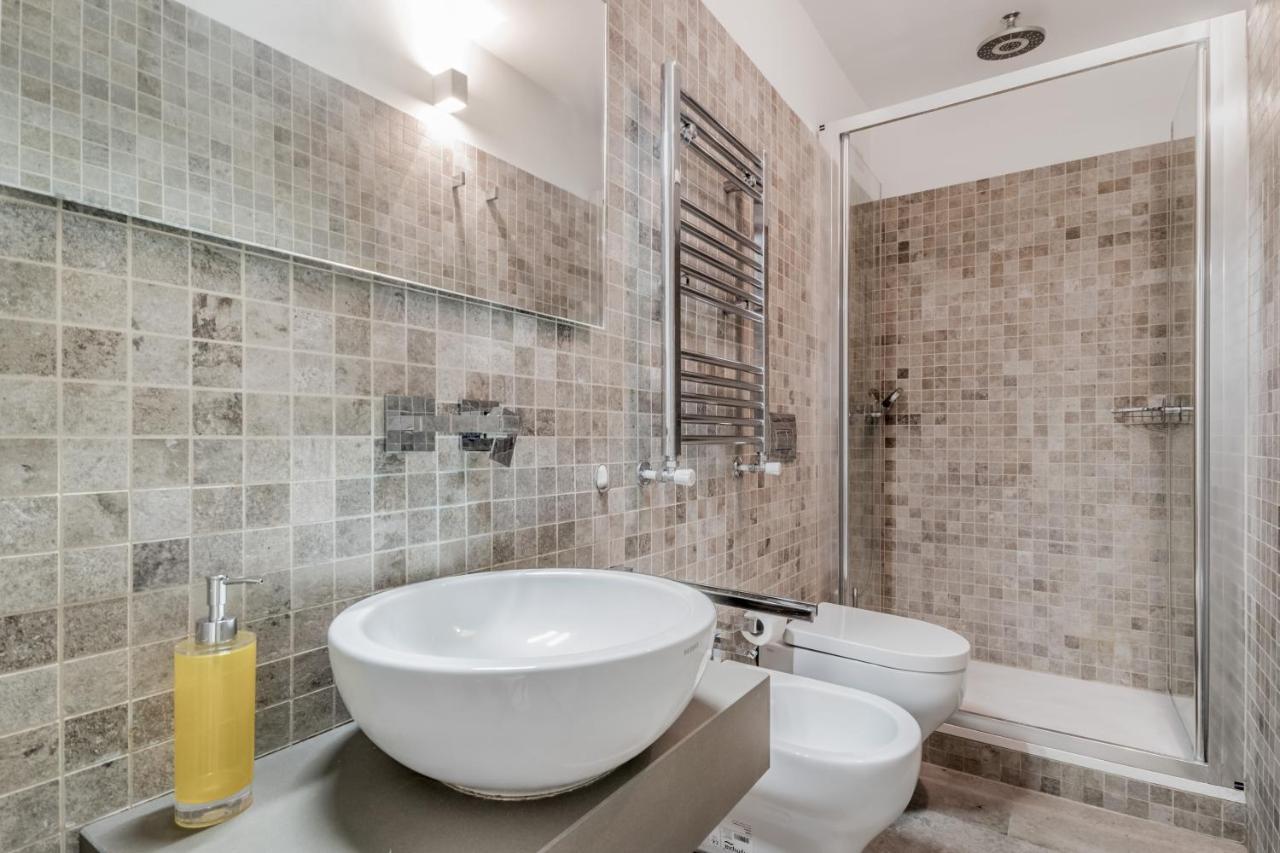 Th Trastevere Luxury-S.Cosimato 2Bd-2Bt Rome Extérieur photo